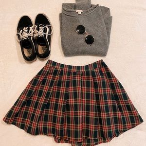 Skirt from a local boutique size medium and never worn.